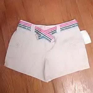 New cute  Short's with belt